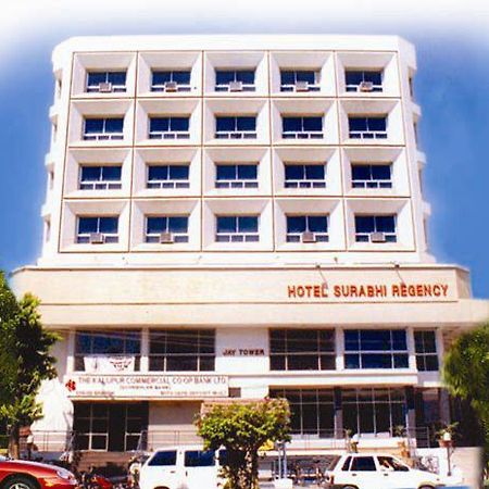 Hotel Surabhi Regency Ānand Εξωτερικό φωτογραφία